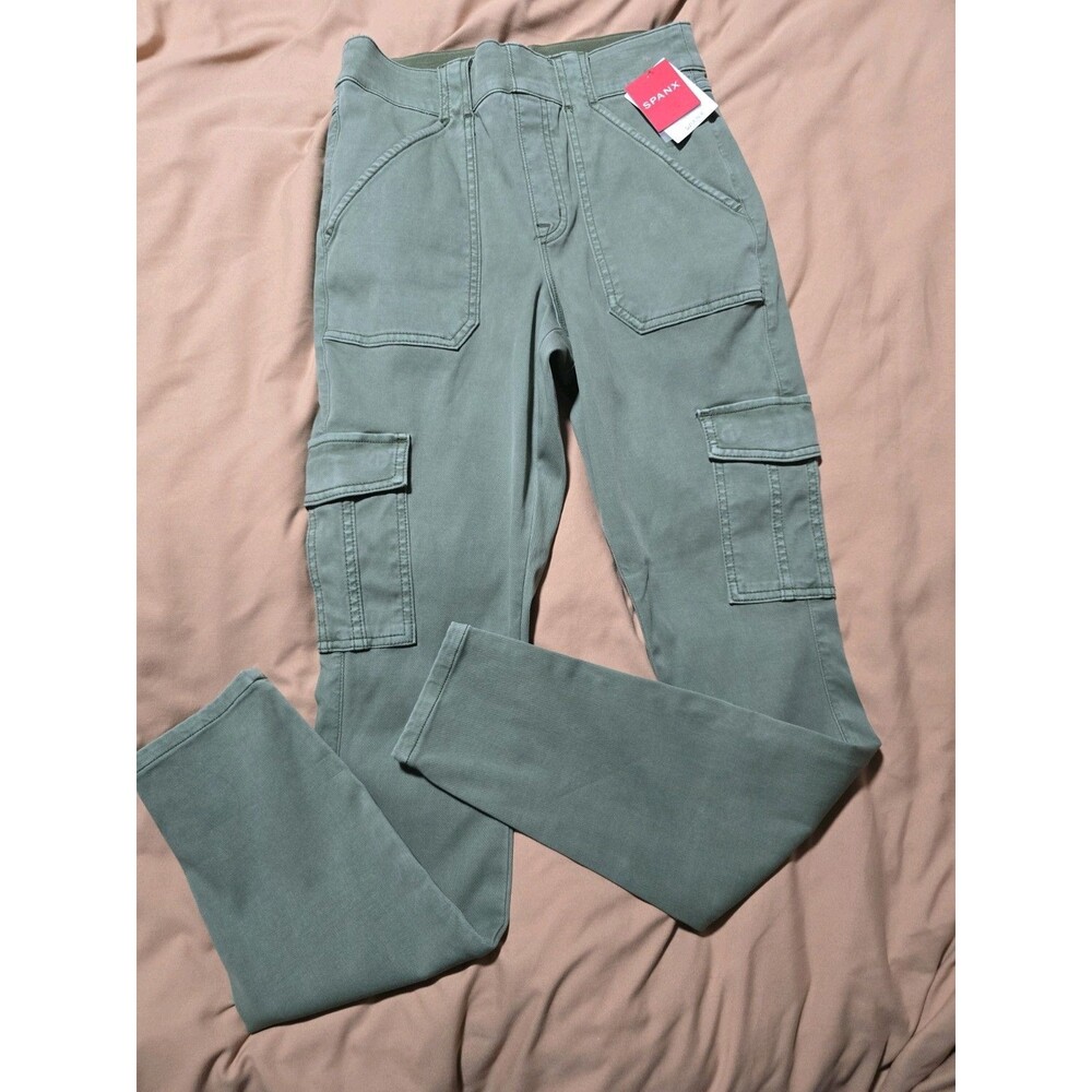 NWT Spanx Stretch Twill Ankle Cargo Pant Size Medium Soft Sage Green Pull On
